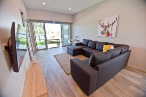 Waterfront Apartments, Devonport